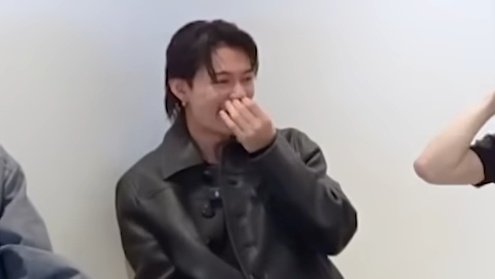 krm_ui23's tweet photo. すみません、彼は赤ちゃん？？ https://t.co/1f0WNnSLRA