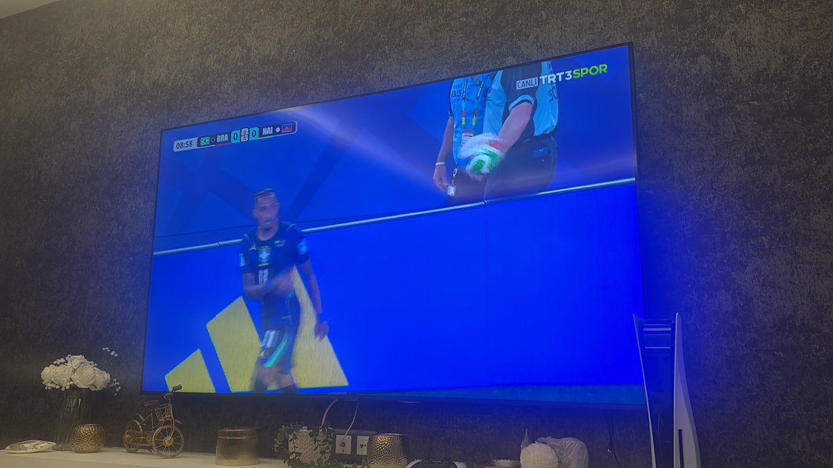 selimojitoo's tweet photo. @Doqu1907 @trt1 @Vestel trt3 sporda kral izliyom ben https://t.co/Kqsfbcwhv0