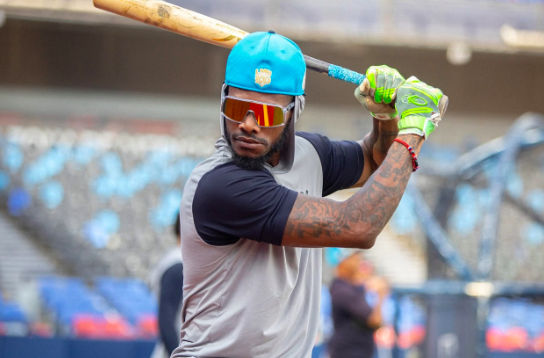 Beisbolpuro's tweet photo. RAIMEL TAPIA FIRMÓ CON BRAVOS

Después de ser dejado en libertad por los @SultanesOficial, el jardinero dominicano Raimel Tapia fue firmado por los @NacimosBravos para continuar su carrera en la Liga Mexicana de Beisbol.

#LaCasaDelRey https://t.co/CYXVziabJO