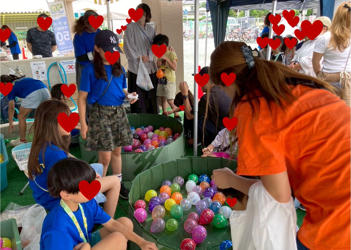 c_jido's tweet photo. 【三芳野】
6/6（土）【学童保育所あおぞらクラブ共催〜駄菓子屋さん〜】

今年も駄菓子屋さんを開店しましたよ！
英語クラブの皆も、10円駄菓子を元気よく販売してくれました！
学童さんの「おかしつかみ」や「ヨーヨーすくい」「ボーリング」も大盛況でした！

ご来店ありがとうございました☺️♥️ https://t.co/wUjaZXTyUd
