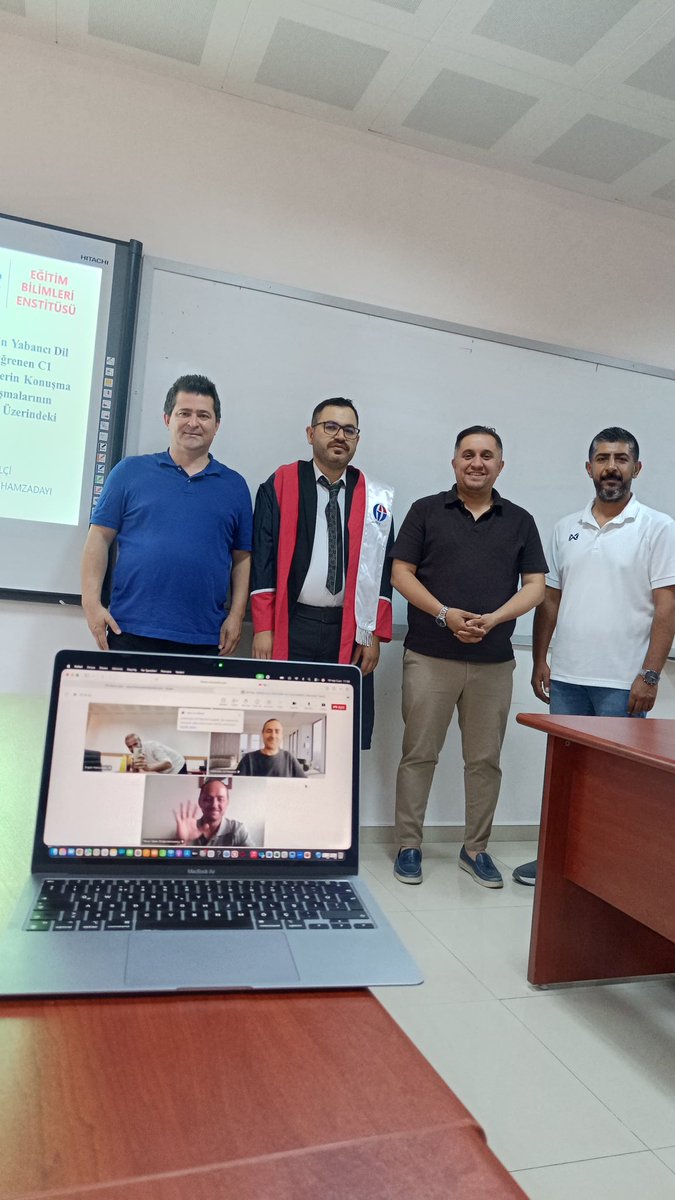 Sedat__EROL's tweet photo. Gaziantep Üniversitesi Doktora Tez Savunması-Kıymetli Prof.Dr.Ergün HAMZADAYI ve öğrencisi Zeynal Abidin ELÇİ’yi başarılı çalışmalarından dolayı tebrik ederim. https://t.co/it1Kco8XHp