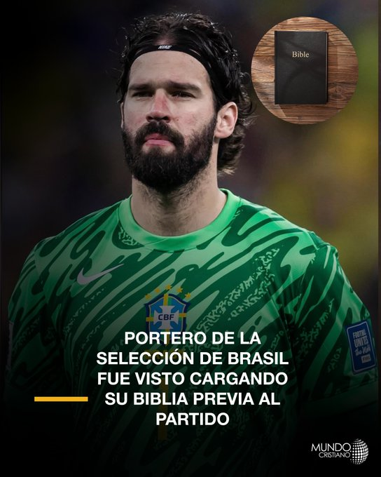 mundocristiano's tweet photo. El jugador de futbol Alisson Becker, de 33 años, ha compartido en varias ocasiones de forma pública la importancia de Dios en su vida.  Más detalles en: https://t.co/vOTFNivYnd https://t.co/HUULrXGRjb