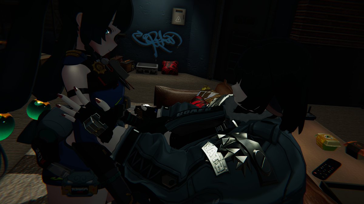 MelonPanVR's tweet photo. Qingyi keeps accusing me of stealing her snacks 👀

Her battery life mysteriously improves when she's held, so I'd say we're even 🖤✨ https://t.co/pRATc18MwY