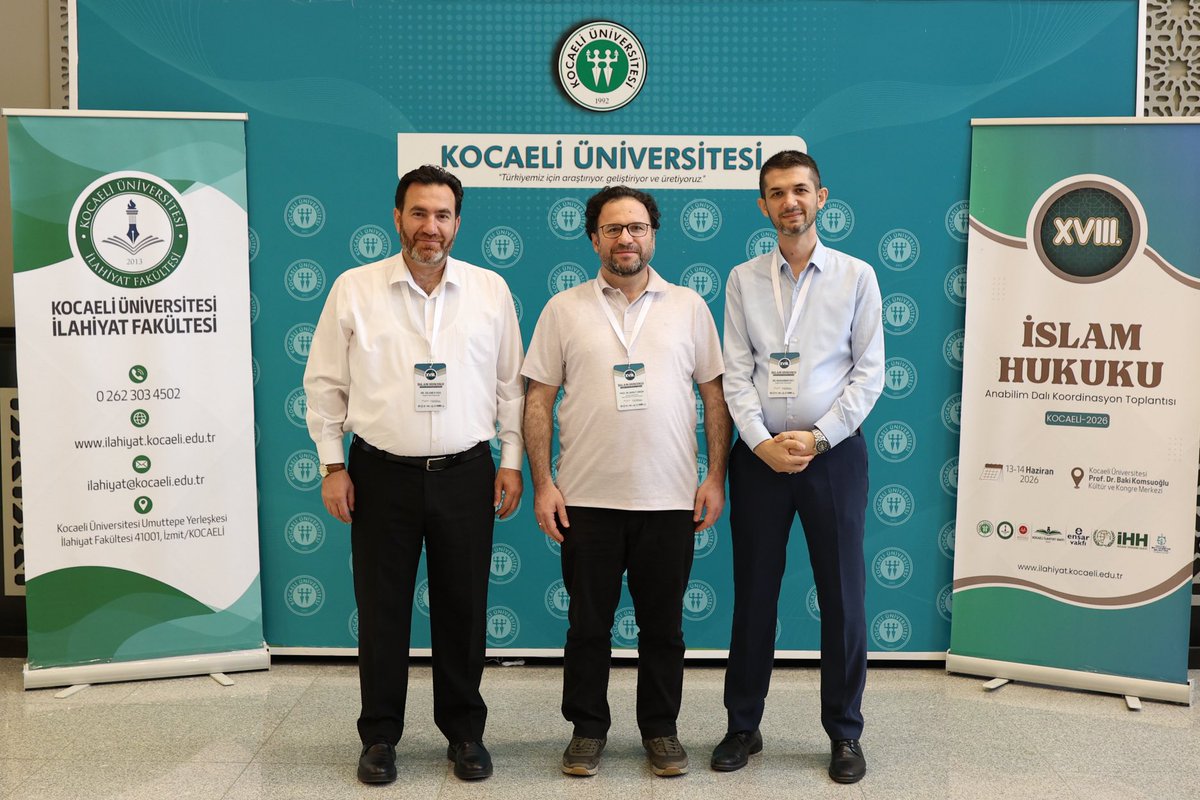 ProfMuratSimsek's tweet photo. Kocaeli hatırası

İslam hukuku

“Allah hayır murad ettiği kişiyi dinde fakih kılar.” https://t.co/slN4nbSdcG