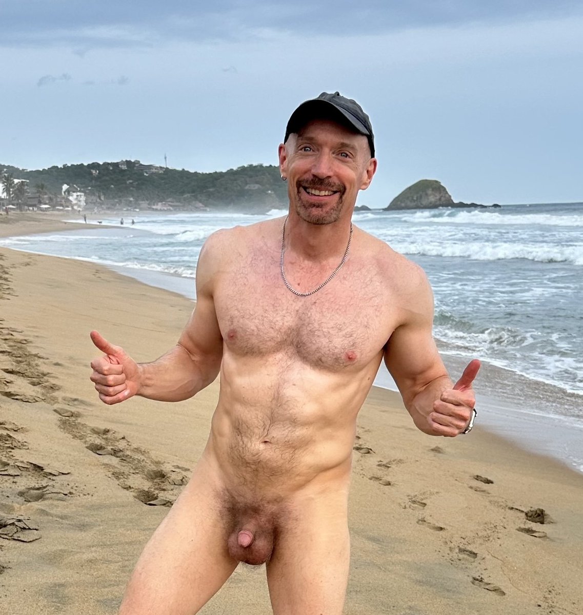 SNudists's tweet photo. My friend @NudeDudeSmall is an unhung hero who promotes #SmallPenisPride whenever he can.  He is a role model to the #SmallDickBrotherhood to show that you should be out and proud with your #smalldick. https://t.co/I4zzbOYGYl