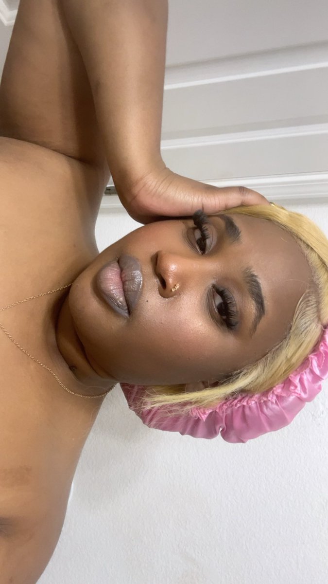 waydaswallet's tweet photo. bow the fuck down to me. 

findom bnwo cashslave paypig femdom joi https://t.co/w68uyQCpK4
