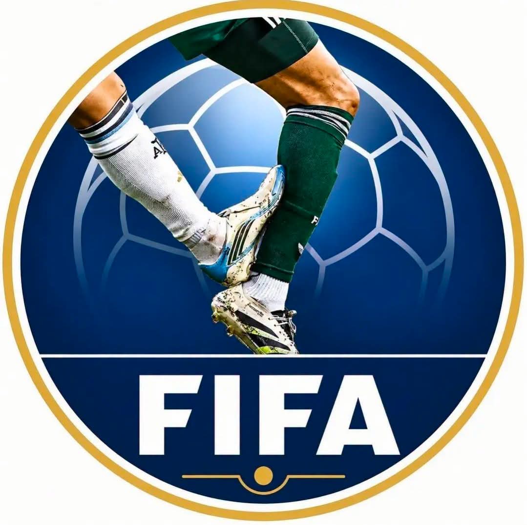 SpanishBilal's tweet photo. @ofootball__ It seems that FIFA could not withstand the wave of criticism following Lionel Messi’s non-expulsion against Algeria and allegedly removed videos of the controversial incident involving Aïssa Mandi. https://t.co/nt7po7SCe4