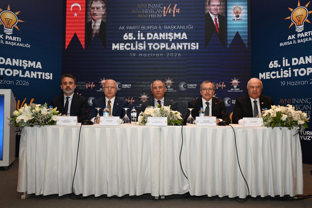 akpartibrs's tweet photo. Genel Başkan Vekilimiz Sayın Efkan Âlâ'nın teşrifleriyle gerçekleştirdiğimiz 65. İl Danışma Meclisi Toplantımızda, kuruluştan bugüne davamıza emek vermiş yol arkadaşlarımız ile bir araya geldik.

@efkanala 
@davutgurkan https://t.co/bQYWp2Gy9n