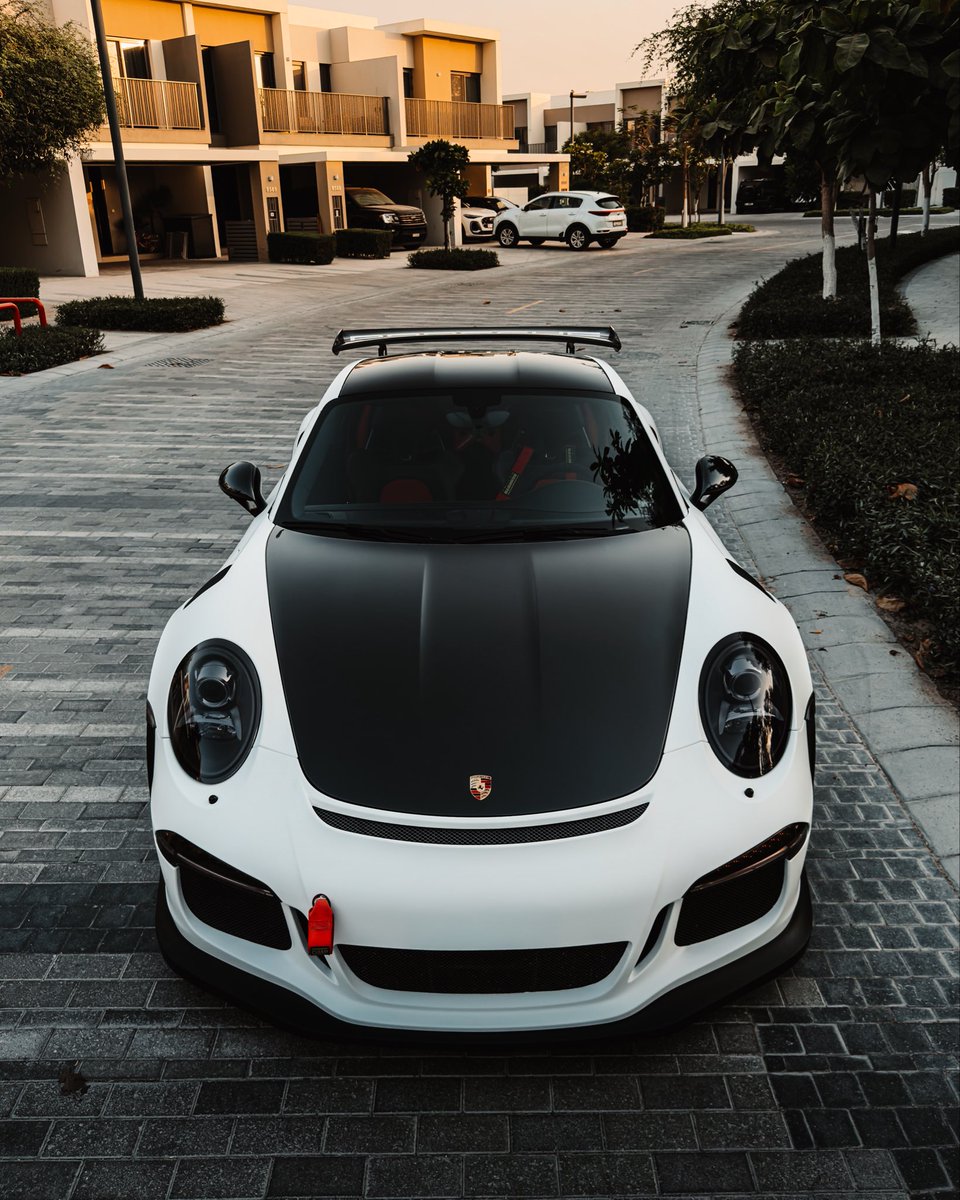 ellvitz's tweet photo. new look for my GT3rs…

Matte white > matte black. https://t.co/MFDDf52Fcx