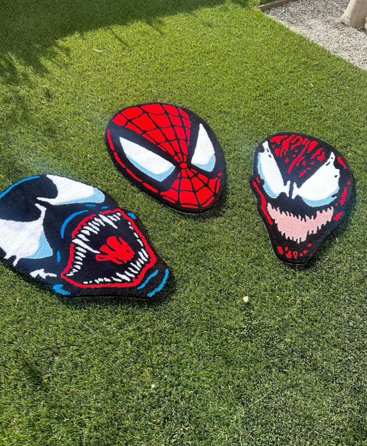VenomArchive's tweet photo. These rugs are so sick 🔥 https://t.co/ZnYFE6xNcy