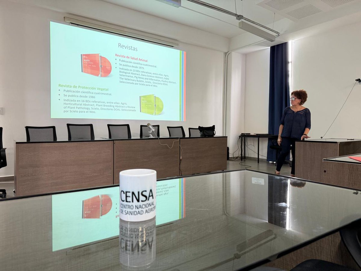 OdalysUffo's tweet photo. @censacuba presente en @FCNUAQ de @UAQmx como parte de las actividades del #FEFSystemAgrOH, dando continuidad a misión realizada en 2025. Nos recibe la directora, se conversa con el J´ de Investigación y Posgrado y se presenta lo que hacemos, para fortalecernos mutuamente https://t.co/4V4FZZfYMp