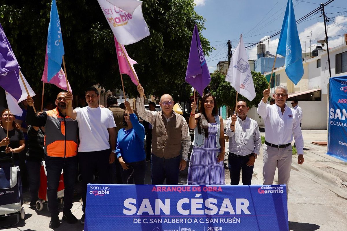 SLPMunicipio's tweet photo. 🚧 ¡Más calles que avanzan! Arrancó la rehabilitación integral de la calle San César, en San Ángel. Seguimos mejorando la movilidad y la imagen de nuestras colonias. 🙌

#CapitalAl100 #Día584 https://t.co/4EU7YkL8uz