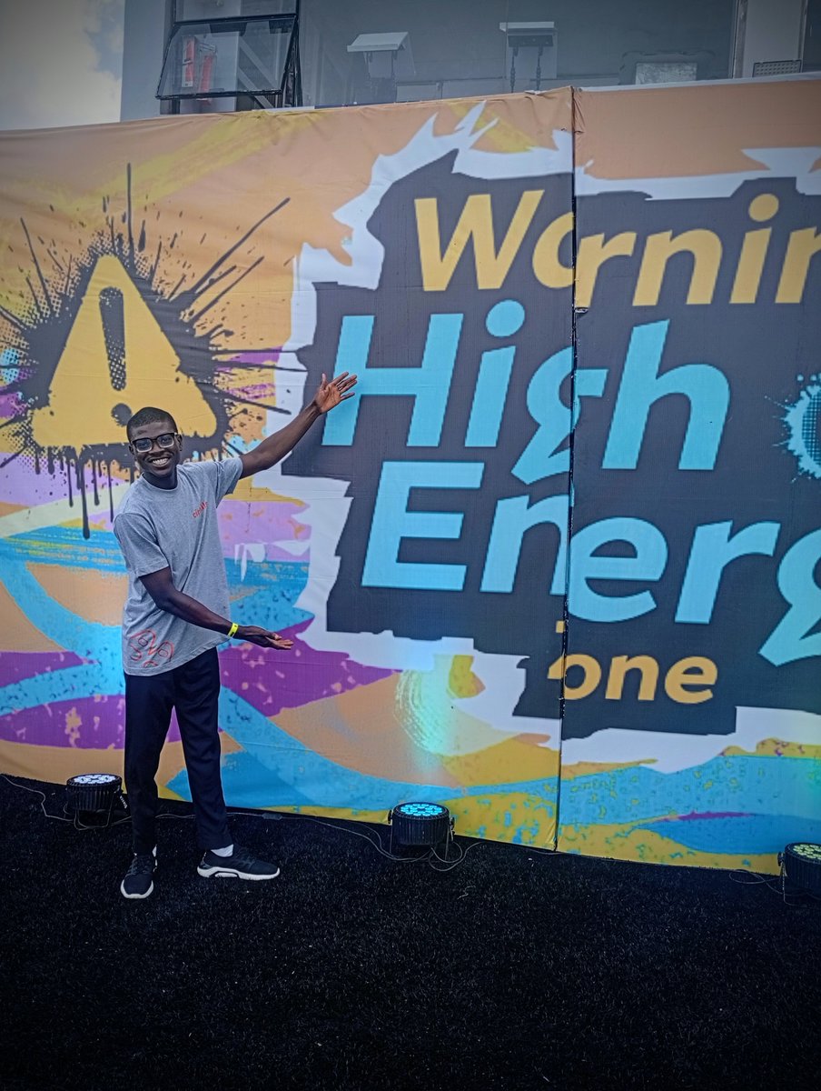dev_Onyekac's tweet photo. #Heysolana

From idea to Orbit -> instant crypto directly to your bank -> bills in 6 seconds.

I pitched about @airbillspay and the great works we've done so far at MTN gathering 2026, met incredible investors, founders, and operators shaping Africa's future. 

Thank you @Mtnng https://t.co/hmRaIecYP2