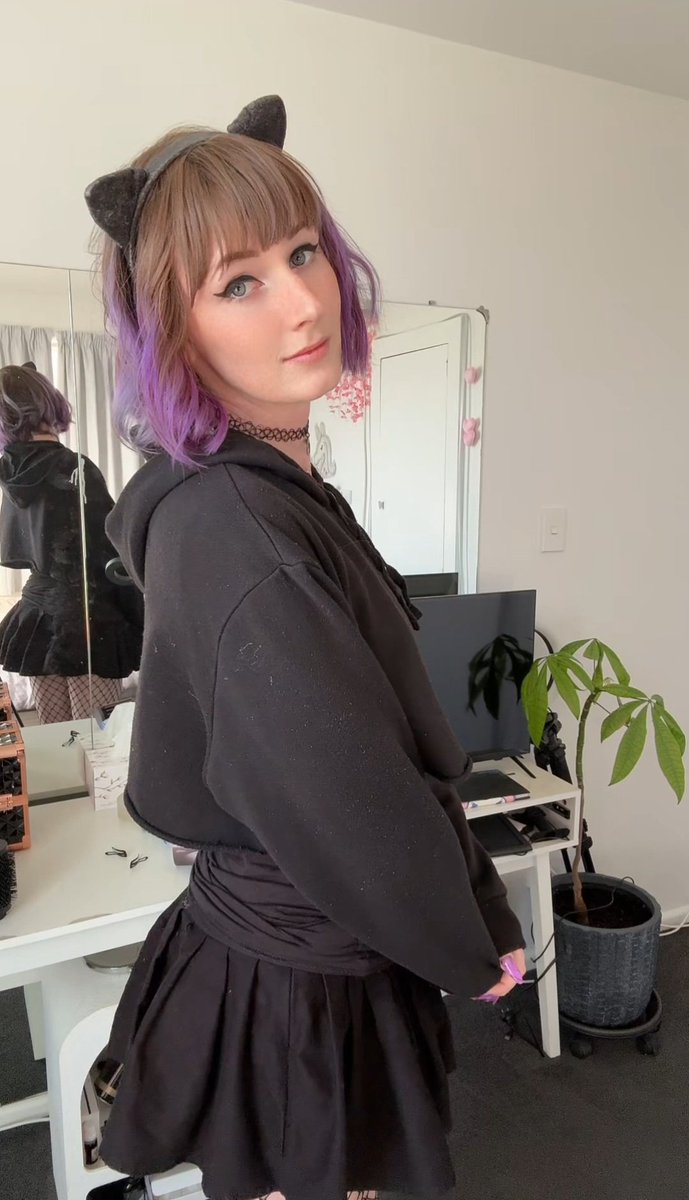 Cassie-Anne tweet media