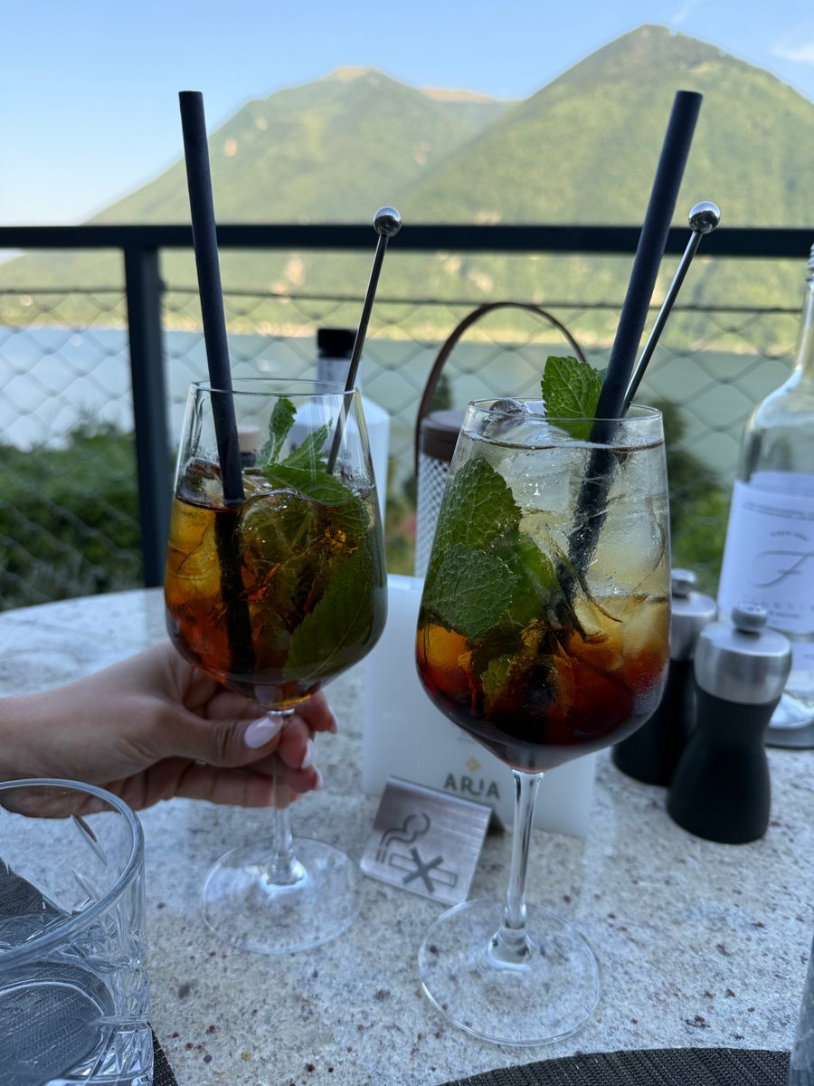 _mj92_'s tweet photo. Tried Cynar Spritz. So good. Like Aperol and Coke had a baby. https://t.co/4Tp9sEPxlu
