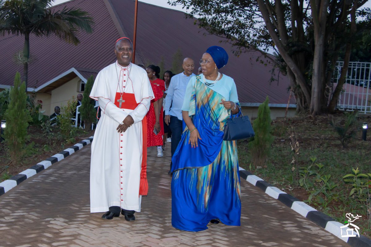 ESAK_Rwanda's tweet photo. Aujourd’hui, la Petite Église des Béatitudes de l’ @Esak_Rwanda a été officiellement inaugurée par Son Éminence le Cardinal Antoine Kambanda, marquant une étape bénie de foi, d’unité et de diversité au sein de notre communauté. ✨ https://t.co/NoNFyuUSZ2