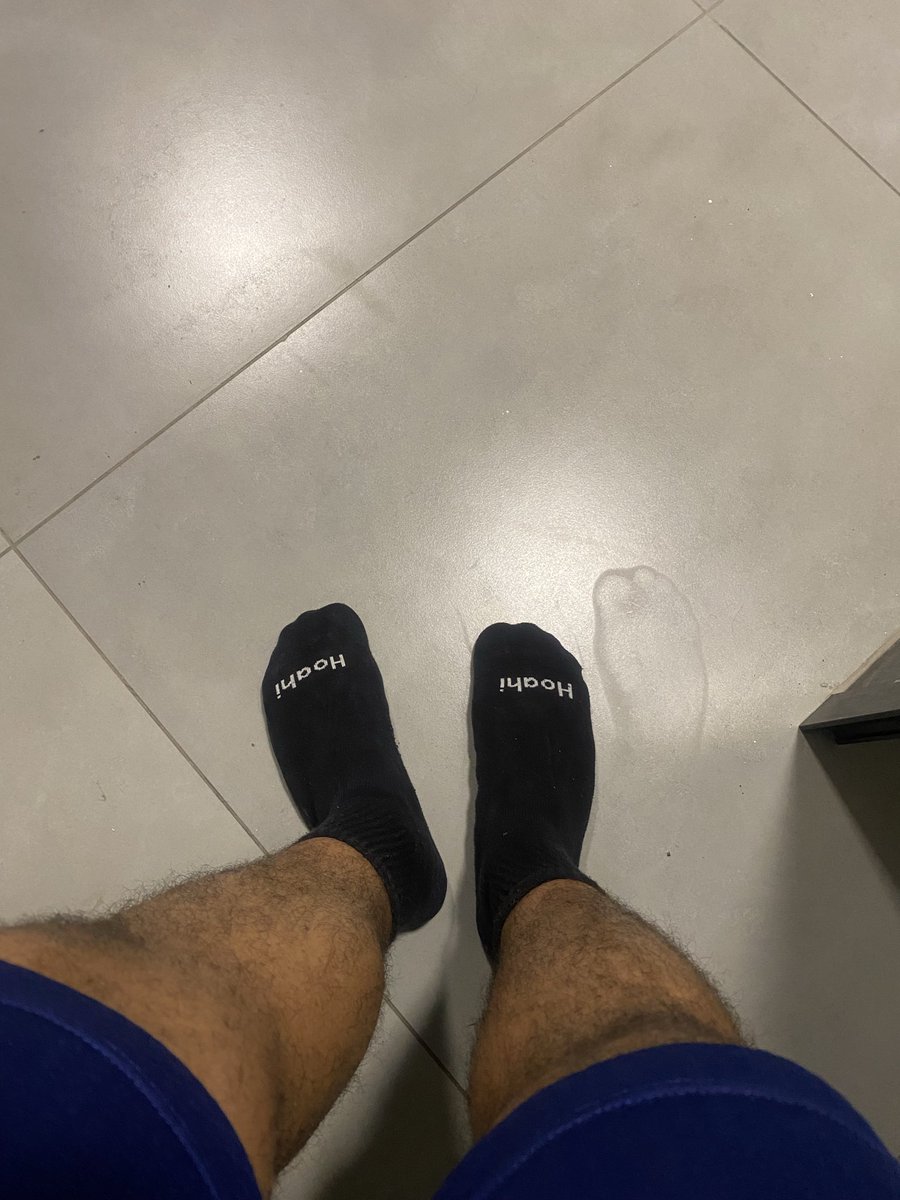 alphapdro's tweet photo. suados pós treino https://t.co/TFQtimP5hb