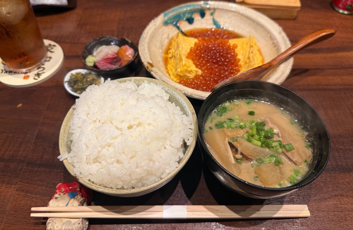 y__p323's tweet photo. 念願のだし巻き朝食😻😻😻 https://t.co/CifEjPeynE