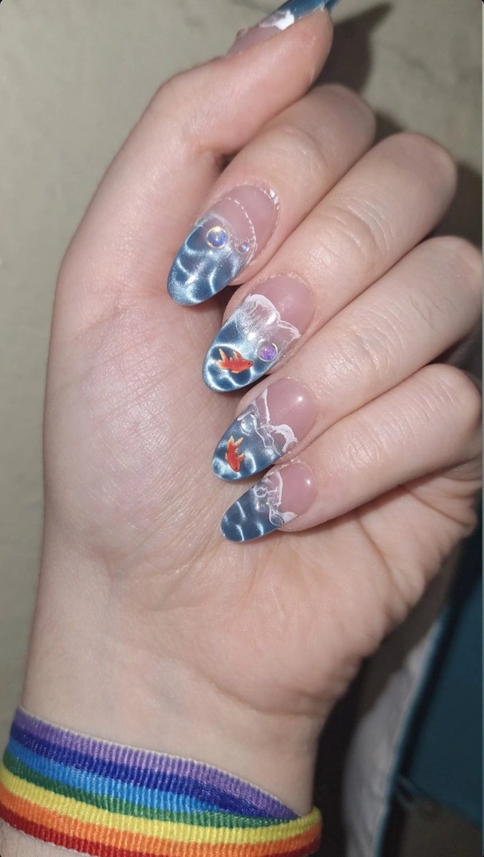 pingusalvaje's tweet photo. q fantasía de uñas me he comprao https://t.co/uAEPMmSUu1