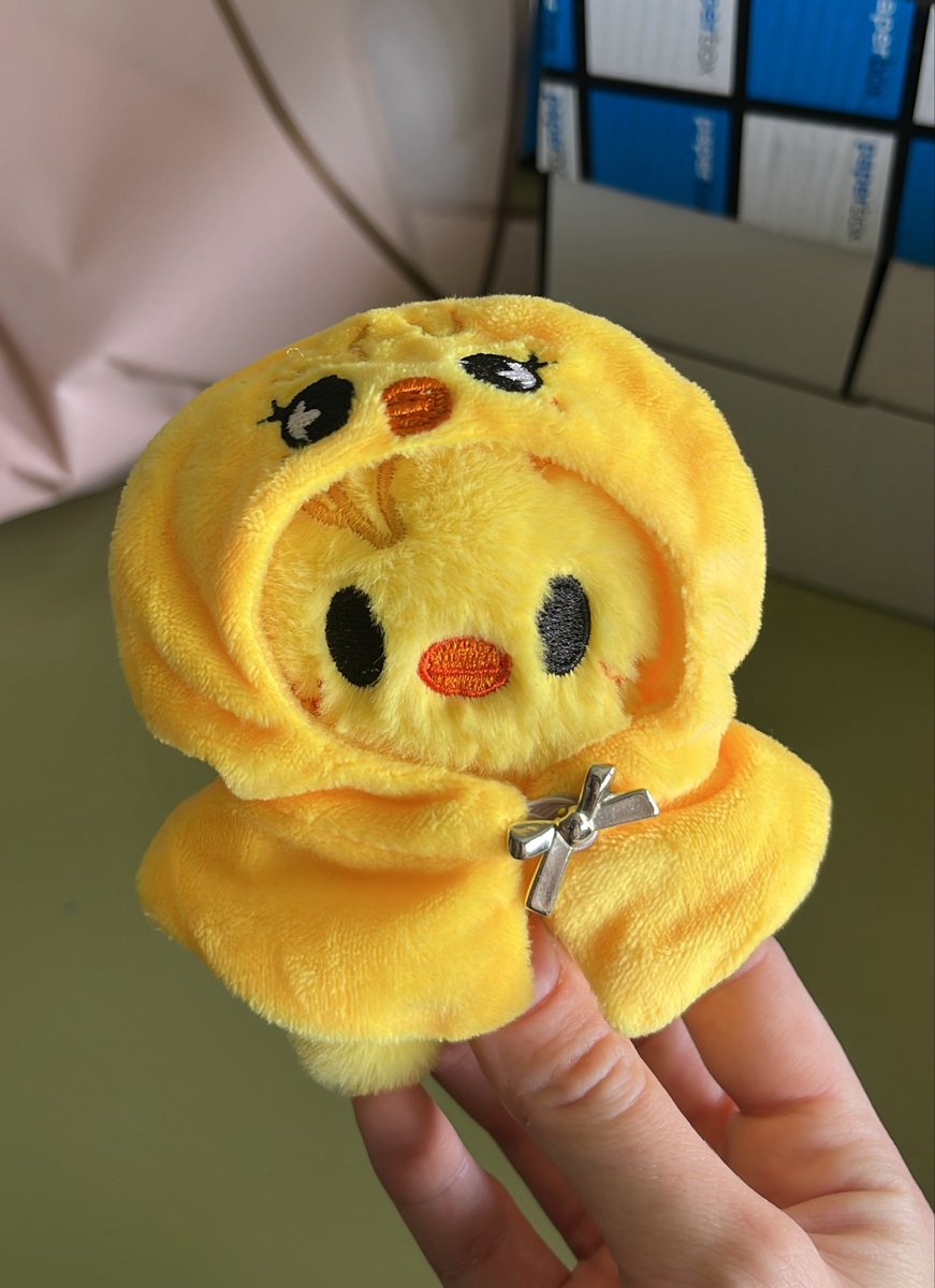 cobihoon's tweet photo. regalitos de mis alumnos en estos últimos días de clase 🩷🥹✨ https://t.co/v9vVWl8tB1