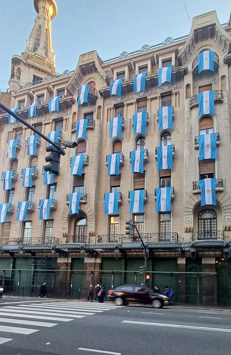soylauritaa_'s tweet photo. Belleza en la ciudad de la furia https://t.co/RlELWcWBI2