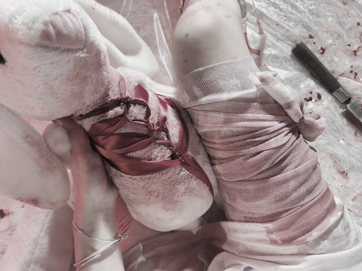 k8sama's tweet photo. 死ね https://t.co/WmJRhlG2hx
