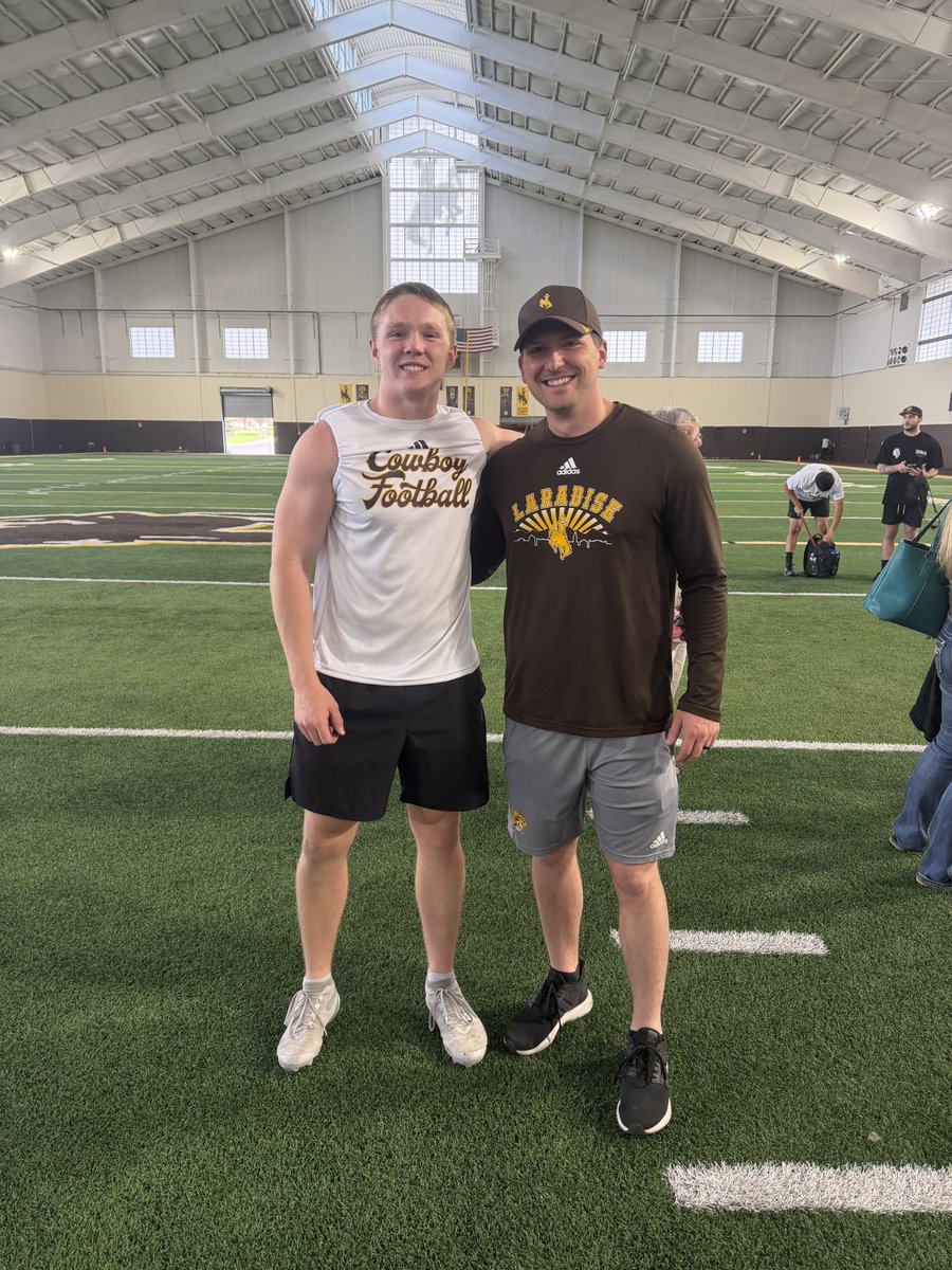Carter_Fielding's tweet photo. I had an awesome time today in Laramie for the Wyoming Specialist Camp! Thank you @Coach_SBMoore and @Austin_Maus for having me out and taking the time to speak with me!

@coachtallison @coach_meger @CoachShullFB @coachbirdwell @Tyrel_Lenard @WGHSFootball https://t.co/1QvlYOFEV7