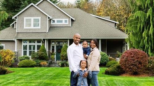 ki_queenpin's tweet photo. The housing market of just a few years ago was a major advantage for homeowners who sold during the height of the pandemic buying frenzy. Profit margins on home sales peaked at 63.5% in 2022, according to real estate analytics firm  https://t.co/fXJuGUx2wK https://t.co/ebK915YzZK