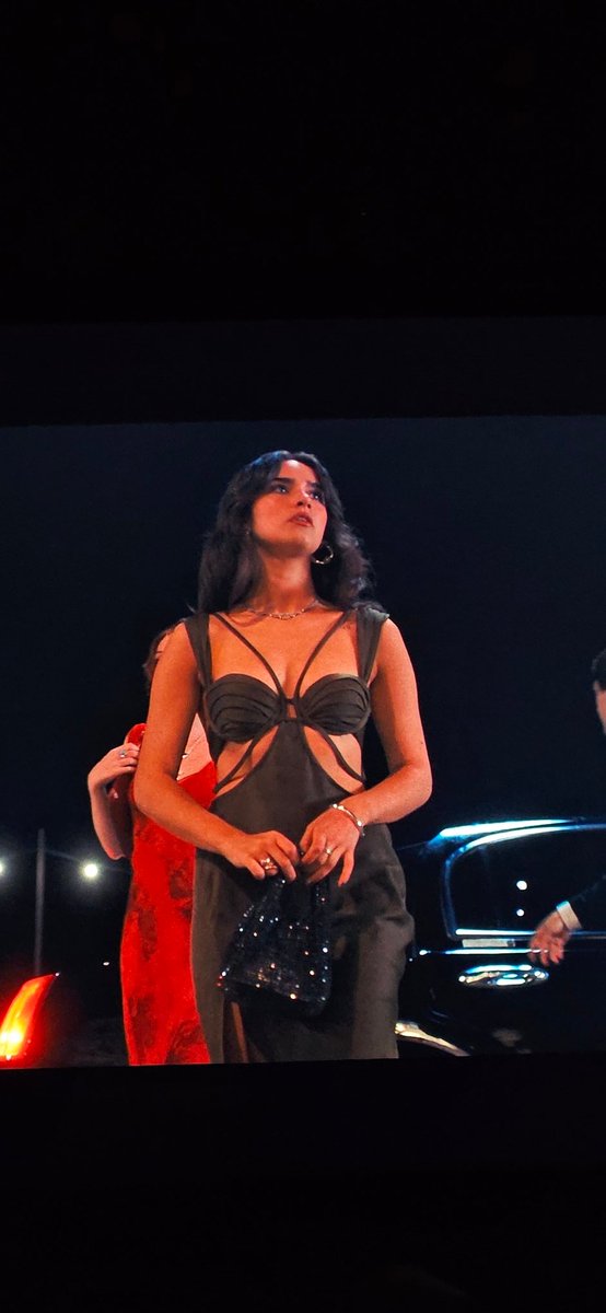 peraltafitz's tweet photo. QUE MULHER É ESSA SENHORRRRR 🤯🤯🤯🤯 https://t.co/CdOqttfV3I