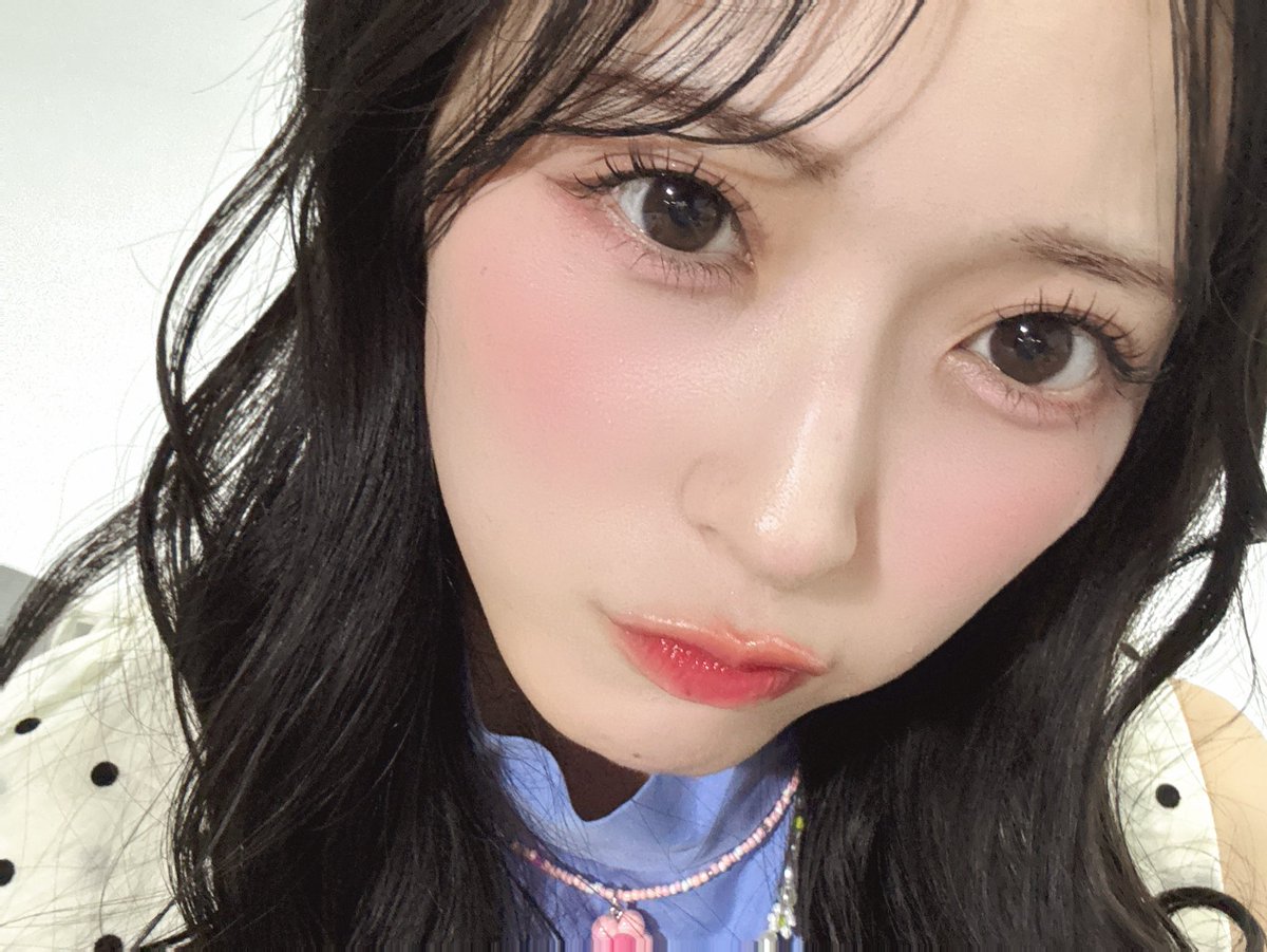 airi_sato0624's tweet photo. おはようございます☀️

今日から好きish期間スタート！

声が出づらいため、できるだけ近づいてお話してくれたらとても嬉しいです(>_<｡)

握手会2日間よろしくお願いします💞

 #AKBが好きish https://t.co/Jc0wo9UlHW