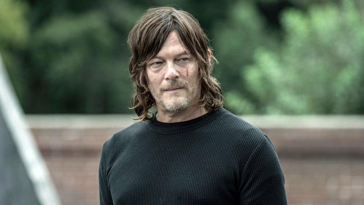 MultiversoComi1's tweet photo. É muito curioso que os quadrinhos de The Walking Dead sejam anos-luz melhores do que a série, mas um dos melhores personagens da adaptação é justamente o Daryl, que nem existe nos quadrinhos. https://t.co/Jh0hZEs4q4