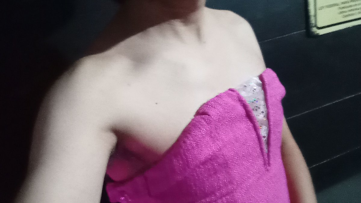 tvprimerisa's tweet photo. Muy rico hoy en cabinas de metro autobuces del norte. 
Amiga que eres dueña de este lindo vestido, lo deje en el mismo lugar!!!! Gracias por dejarlo ahí..prometo dejar yo también algo lindo pata usar ahí.

¿Quien me regala ropita la siguiente semana? 
#cabinas #sissy #pasiva https://t.co/Y2OdVM3Jc8