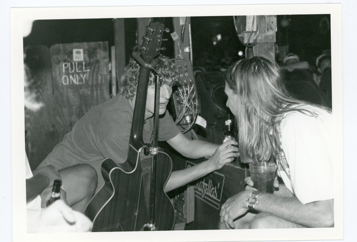 HootieTweets's tweet photo. Acoustic vibes for your Friday! What’s your favorite stripped back Hootie song? https://t.co/0WyXLK3J2g
