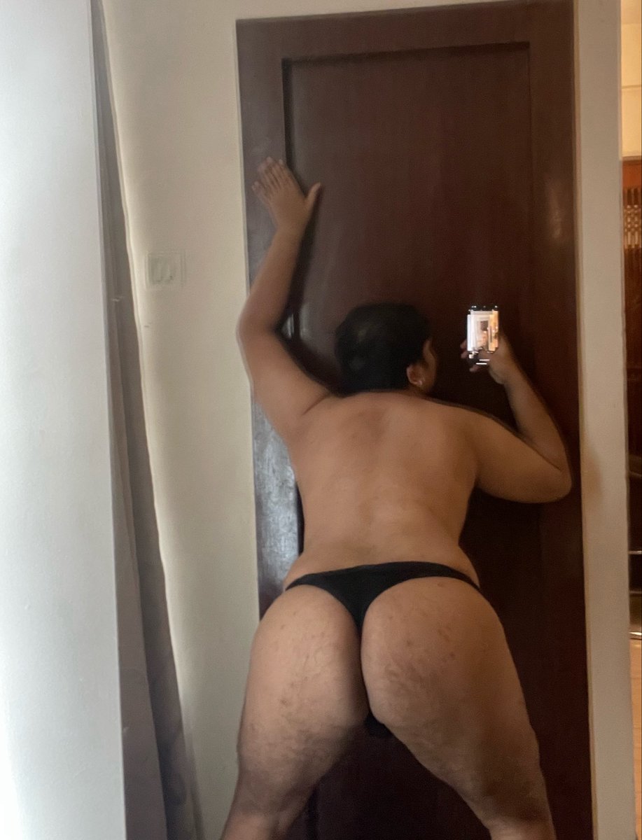 hungryass_'s tweet photo. @Ritvikkkk1 Just bang me already haha😝 https://t.co/1jejIfAdXu