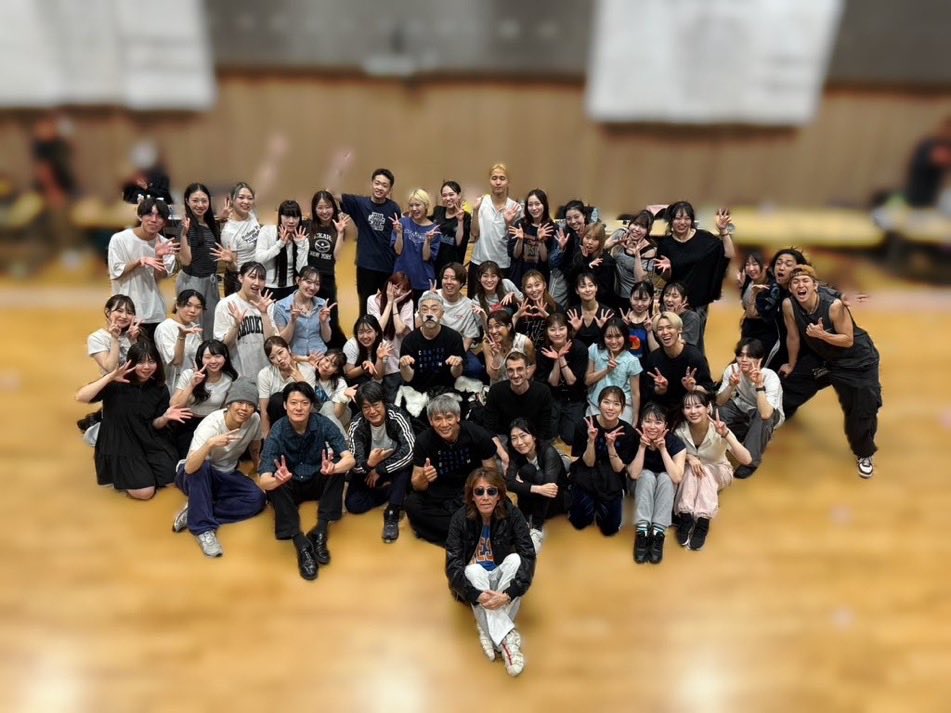 sunraised22's tweet photo. 角松敏生45周年アニバーサリー
in YOKOHAMAアリーナ

☆ラストリハーサル前夜

ステージで繰り広げられるヒューマンストーリーMILAD3の細部に渡る最終チェックが完了した。

本日いよいよラストリハーサル！

キャスト一同、魂を込めて挑みます。

角松ワールドをどうぞお楽しみに！

徳永邦治 https://t.co/m6MhDp1tUe