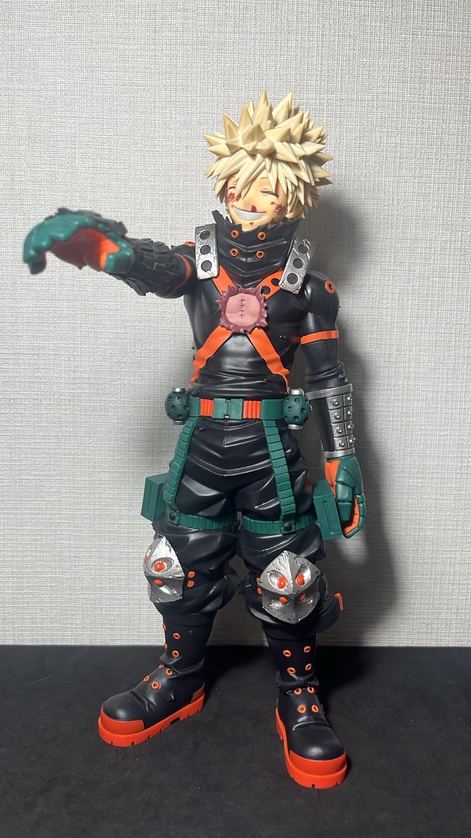 ghfiqs's tweet photo. 爆豪のかっちゃん開封！！！！！！
顔が良すぎる😭😭😭 https://t.co/WwansaO9WU