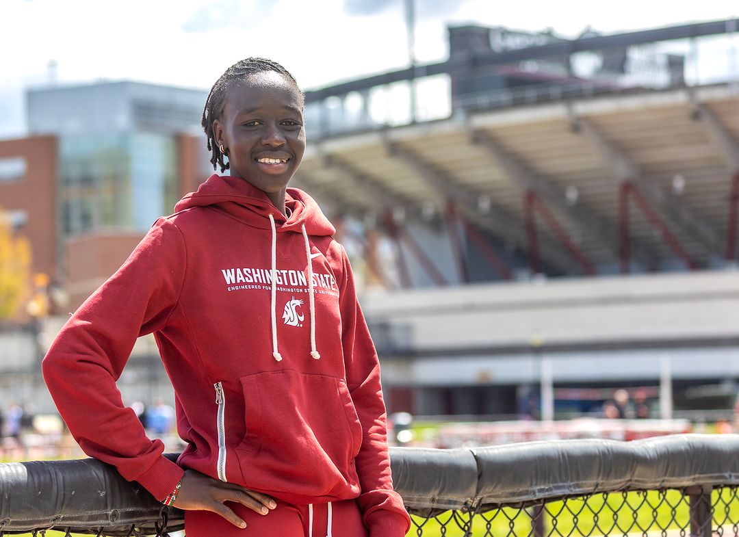 Sam_C_Taylor's tweet photo. Last summer, WSU sophomore Rosemary Longisa met her hero, 1,500 world record holder Faith Kipyegon.
"‘This is unreal.' It was the best moment of my life.”

The 11 months since have given that magical moment company.

She leaves WSU a national champion.
https://t.co/HOlAhmyW5e https://t.co/Q1KnUlFoiB