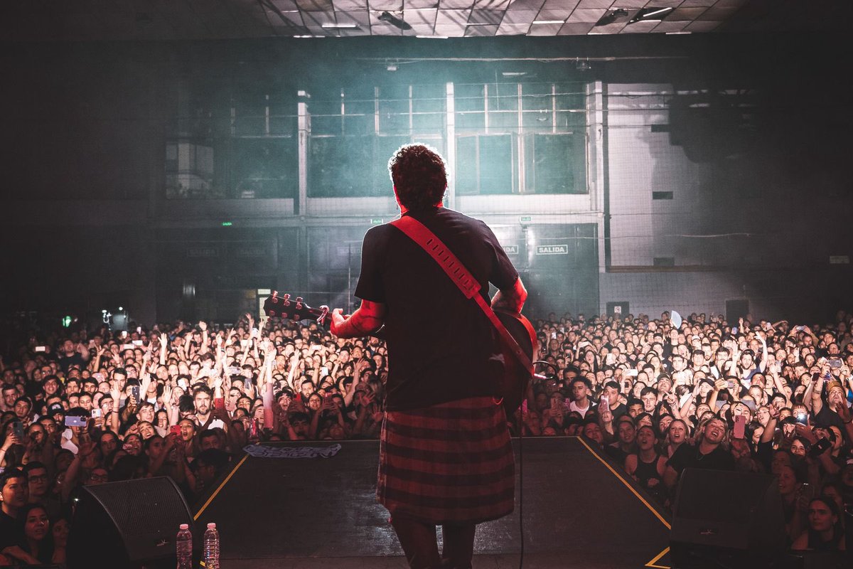 ElCharcoLaPlata's tweet photo. VOLVEMOS A LA PLATA! ❤️‍🔥
El 1/8 volvemos a tocar en Atenas para festejar los 14 años de la banda y presentamos “Por vos” en vivo! https://t.co/KHyDa1paT0