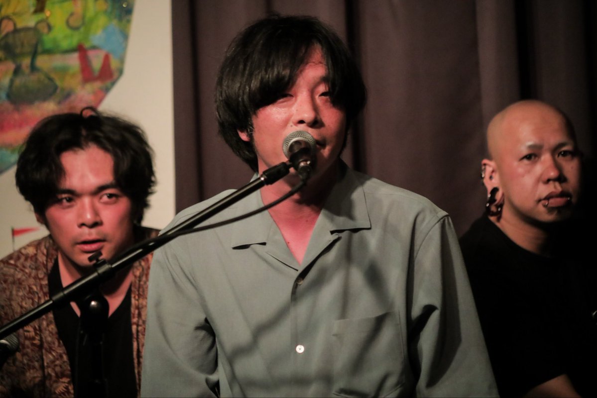 ton69's tweet photo. お魚フェスプレイベント初日ありがとうございました！
久しぶりにライブ前にお酒飲んで、もう飲まんと決めました🫠

絶対髪切りたいけど、仕事繁忙期で休み無しで、美容院空いてる時間に仕事終わらんです🫠

次は26日もりもとんワンマン🫠

バンドより全然スタジオ入ってるから絶対良い日にします🫠 https://t.co/R1s28SX9tN