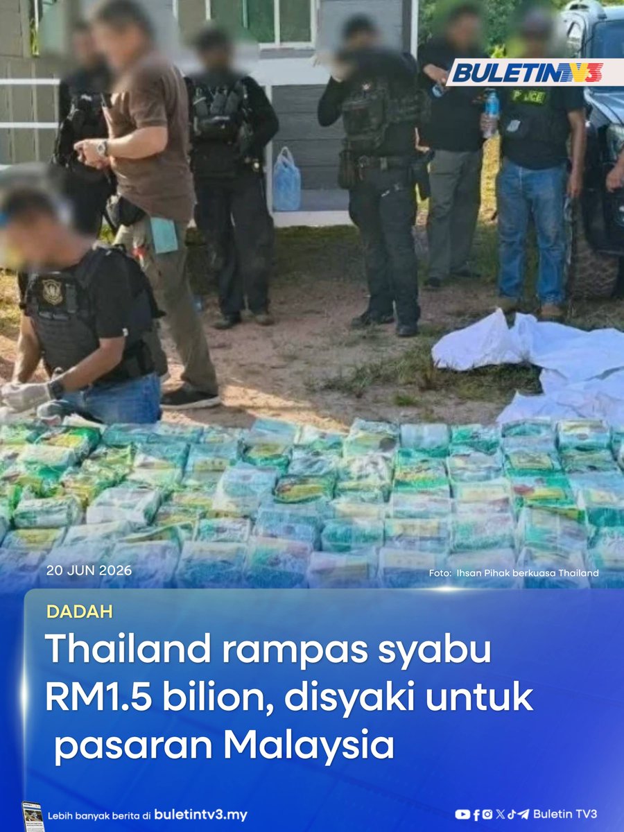 BuletinTV3's tweet photo. DADAH | Pihak berkuasa Thailand merampas 500 kg syabu bernilai kira-kira RM1.5 bilion dalam satu serbuan besar di Narathiwat yang dipercayai membabitkan rangkaian pengedaran dadah yang menyeludup narkotik ke Malaysia.
#BuletinTV3 #PenyeludupanDadah #Thailand #Narathiwat #Syabu https://t.co/vsArB16reH