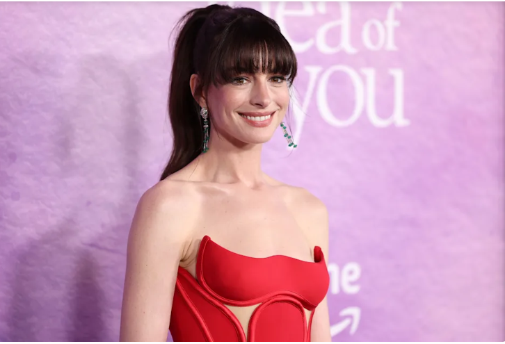 aptraz's tweet photo. Anne Hathaway Announces Pregnancy, Expecting Third Child With Husband Adam Shulman

More News : https://t.co/cyWjrEBDrp
#annehathaway
#annehathawaykids
#howoldisannehathaway
#annehathawayage
#annehathawayhusband
#adamshulman
#annehathawaypregnant
#isannehathawaypregnant https://t.co/x7lw3uES2Q