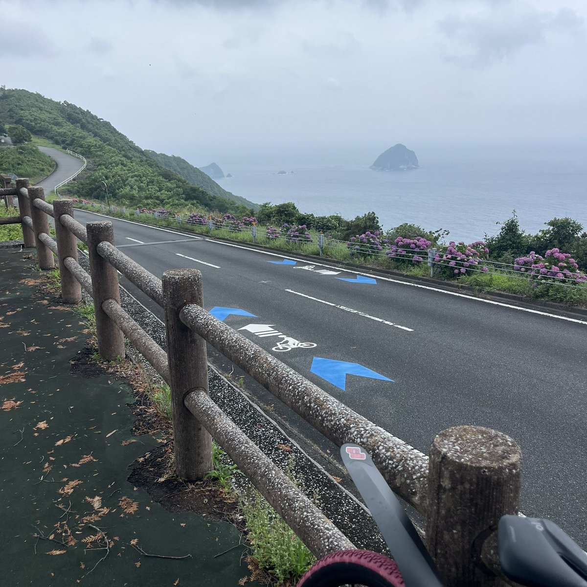 80CSTYLE's tweet photo. かよラーのあと蒲江経由と思ったが雨予報だったのでまたまたソラへ
そして結果蒲江方面も雨降らす今日もふるふる詐欺🤣

6-5-35 https://t.co/7TJxRQL7GC