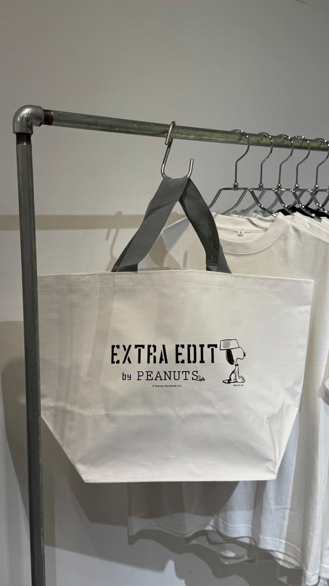 peanutscafe2015's tweet photo. campaign｜PEANUTS Cafe

PEANUTS Cafe SUNNY SIDE kitchen（原宿）で、開催中のインストアイベント「EXTRA EDIT」にて、イベントロゴをあしらったオリジナルトートバッグがもらえるキャンペーンが開催中！

是非、この機会をお見逃しなく！
https://t.co/J2VGZb9qQ9 https://t.co/Q86cOeZm0a
