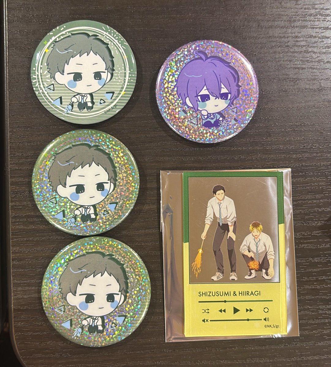 rin87015's tweet photo. ギヴン 東京タワー 交換
トレーディング缶バッジ ミニキャラ トレーディングアクリルカード

譲▶缶バッジ
玄純レア2 ノーマル1
雨月レア1
トレカ
柊&amp;玄純 1

求▶缶バッジ 秋春、立夏(レア＞ノーマル)
トレカ 立夏

現在東京タワー内におります。 https://t.co/hCBnd7orQI