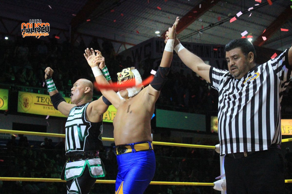 elaudaz33's tweet photo. Con la fortuna de ser parte de la función del Adiós de la Leyenda Tiger Mask https://t.co/FQ1Av8XHYp