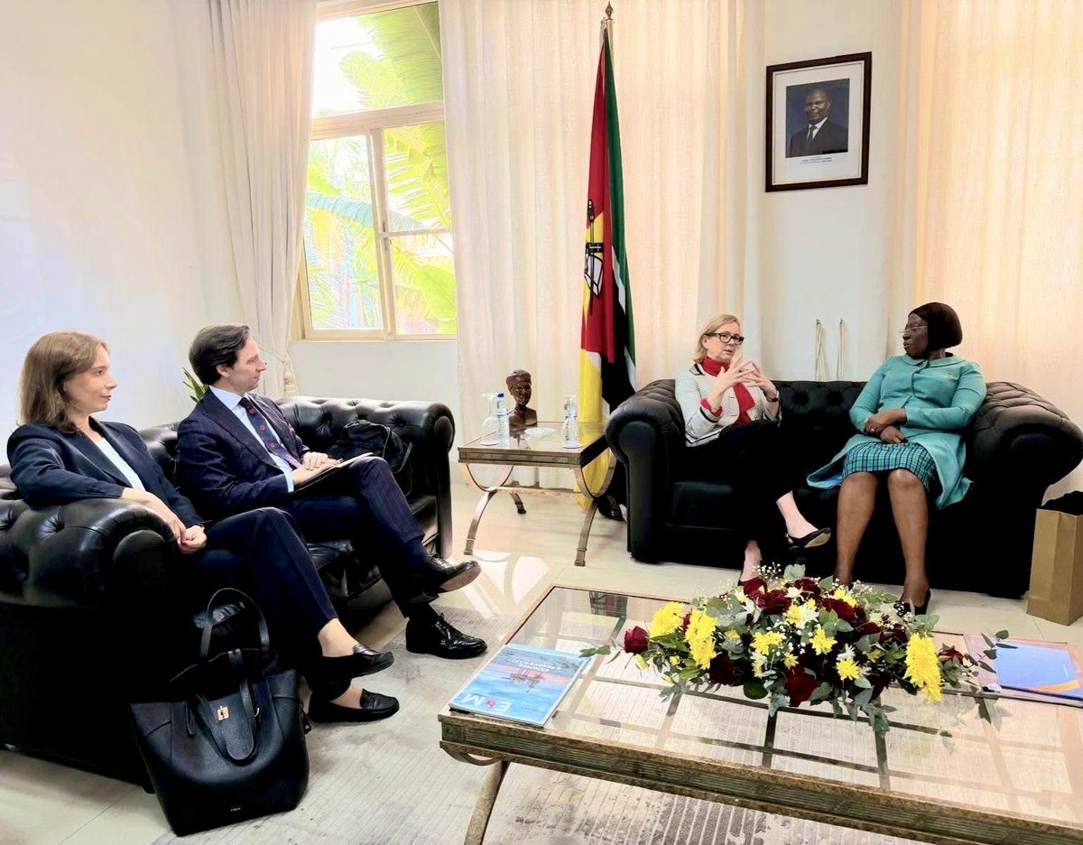 CCordeiro_EU's tweet photo. 🇲🇿 É sempre um prazer voltar a Moçambique — um país que tenho no coração e um verdadeiro parceiro da UE. Foi uma semana calorosa e repleta de discussões produtivas sobre o reforço da parceria com a UE. 
Khanimambo! 🤝🇪🇺
@EUMAMMozambique @EUinMoz https://t.co/rv9wRY4laW