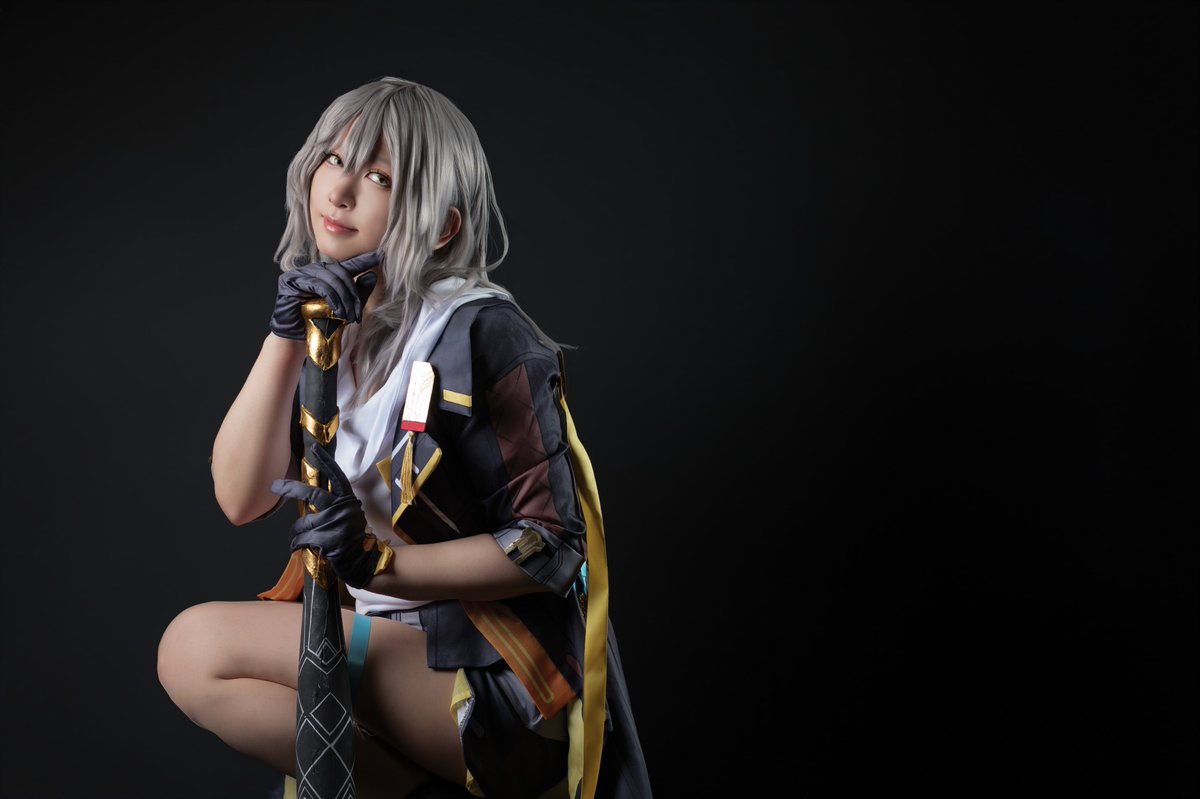 Ma_Ri_ff14's tweet photo. おすわりポーズ⭐️
【崩壊スターレイル】
開拓者: MaRi
Photo: @buaisu_twit
Studio:@solistaosaka
#HSRcos https://t.co/QBRWwF9NBK
