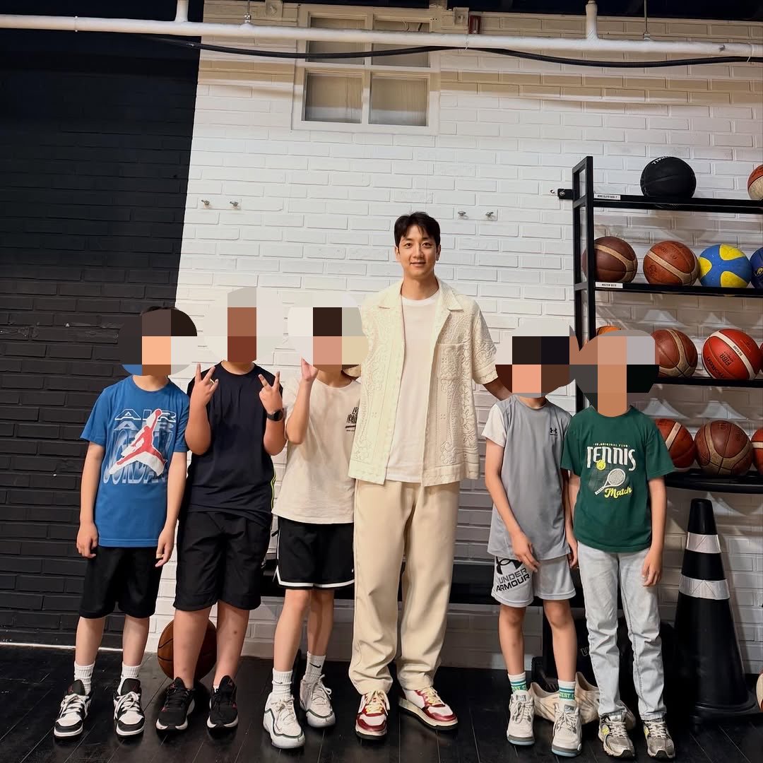 hooni_r2's tweet photo. MVP 강림🪽🏆#허훈

https://t.co/x6dfbz4icN https://t.co/hBpTcayCZi
