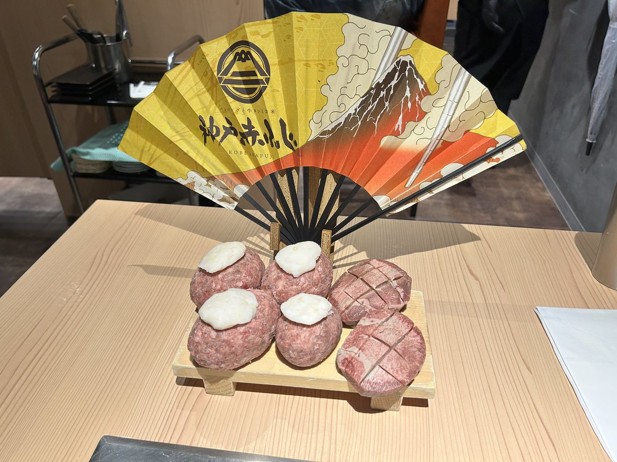 kaze_ssbu's tweet photo. 美味しいハンバーグ食べた🫰🏻🫰🏻🫰🏻 https://t.co/pDySaP7OgX