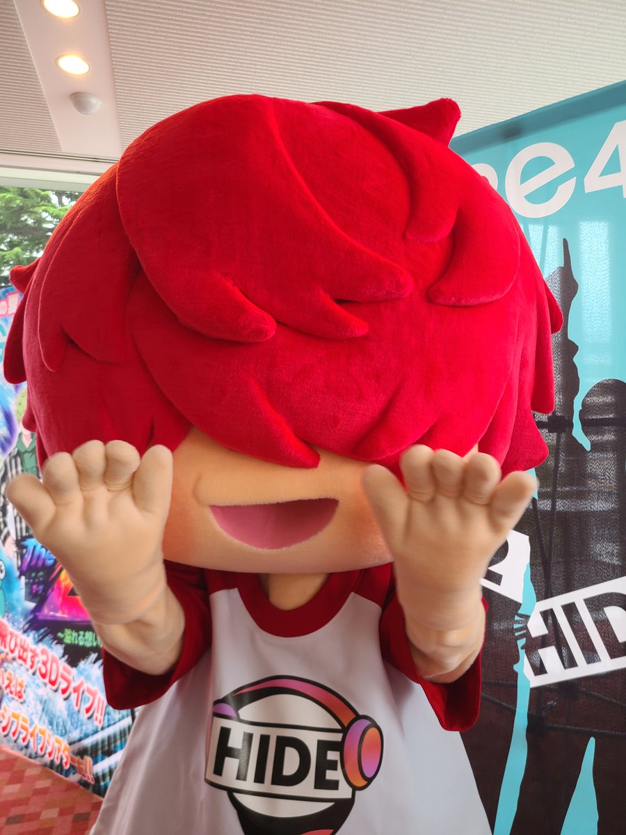 KeeeeI1100's tweet photo. 俺ソロ着ぐるみ初HIDEさんだわ🤣 https://t.co/26oDuq1zKH